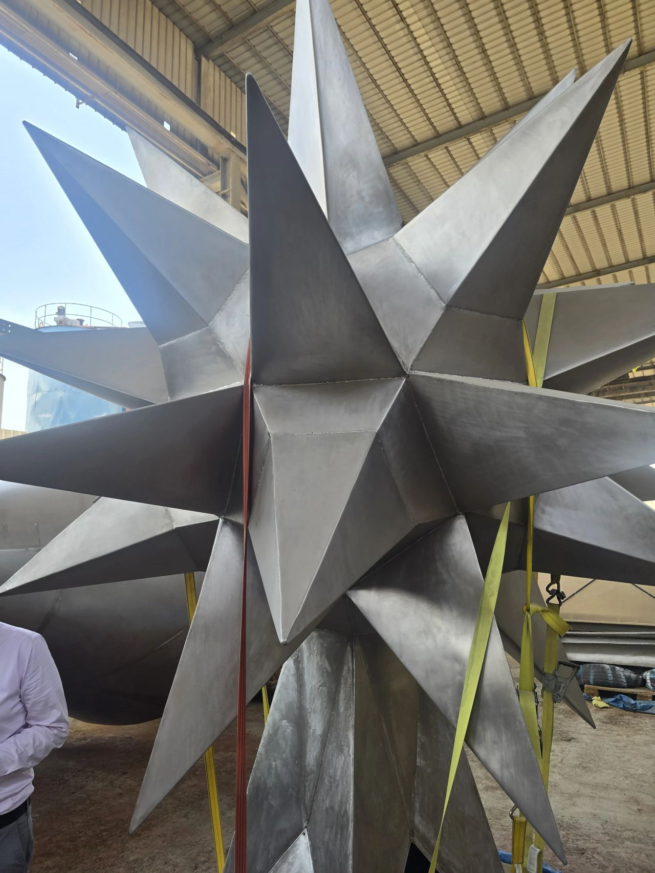 The Calm Geometry of Najla Al-Saleem's Artwork